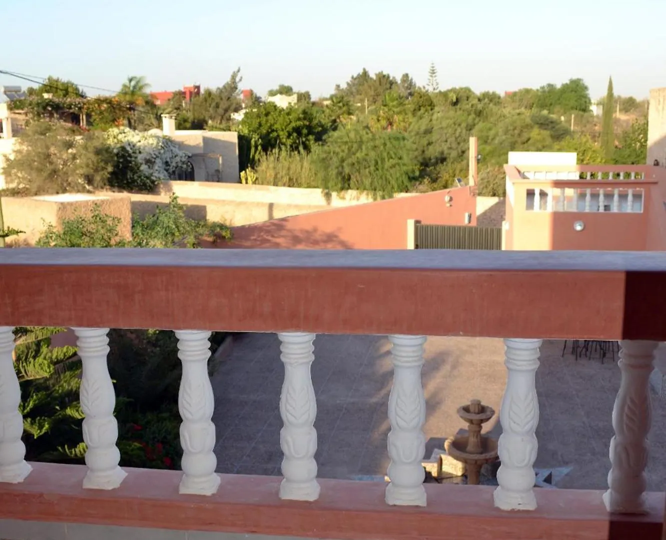 אסאוירה Riad Aicha Addi - Poolside - Traditional Moroccan