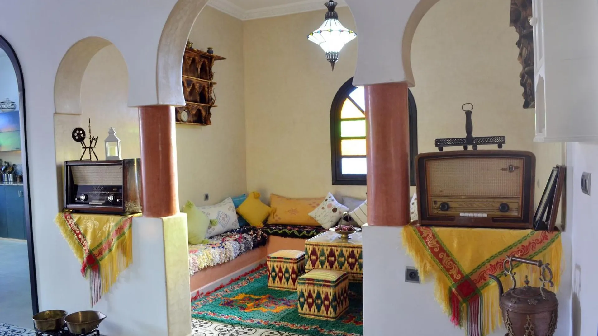אסאוירה Riad Aicha Addi - Poolside - Traditional Moroccan