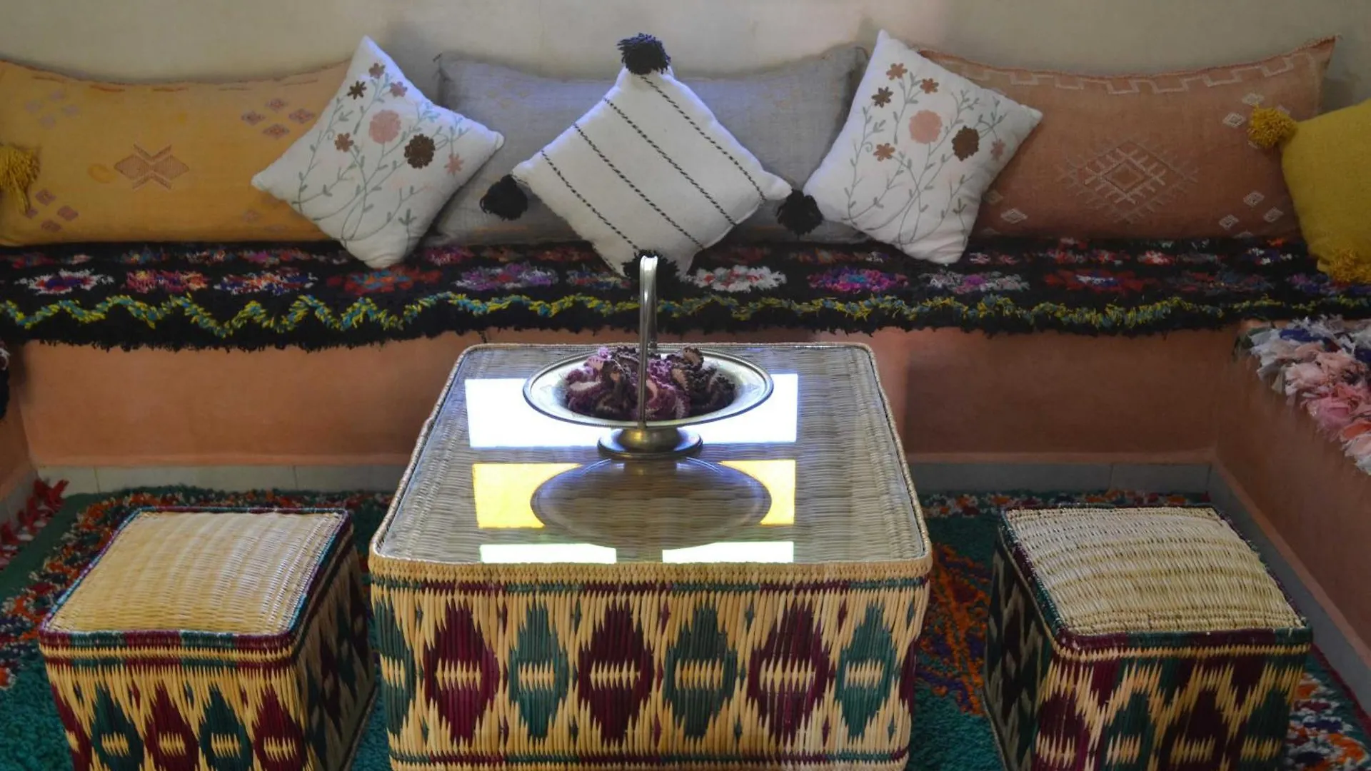 וילה אסאוירה Riad Aicha Addi - Poolside - Traditional Moroccan