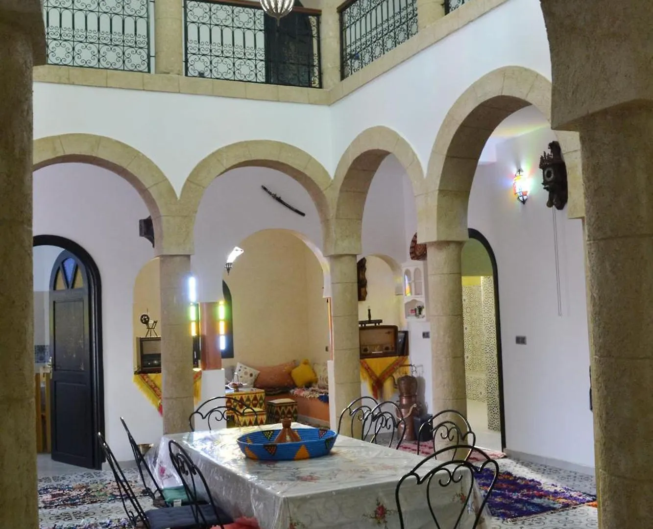אסאוירה Riad Aicha Addi - Poolside - Traditional Moroccan 0*,